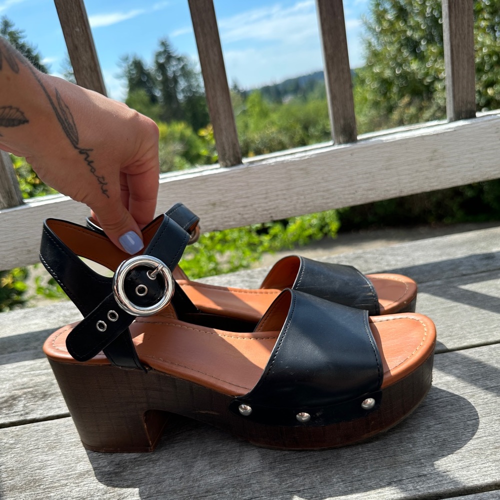 Nine West Chunky Platform Sandals Size 10